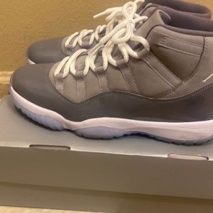 Retro Jordan 11 cool grey